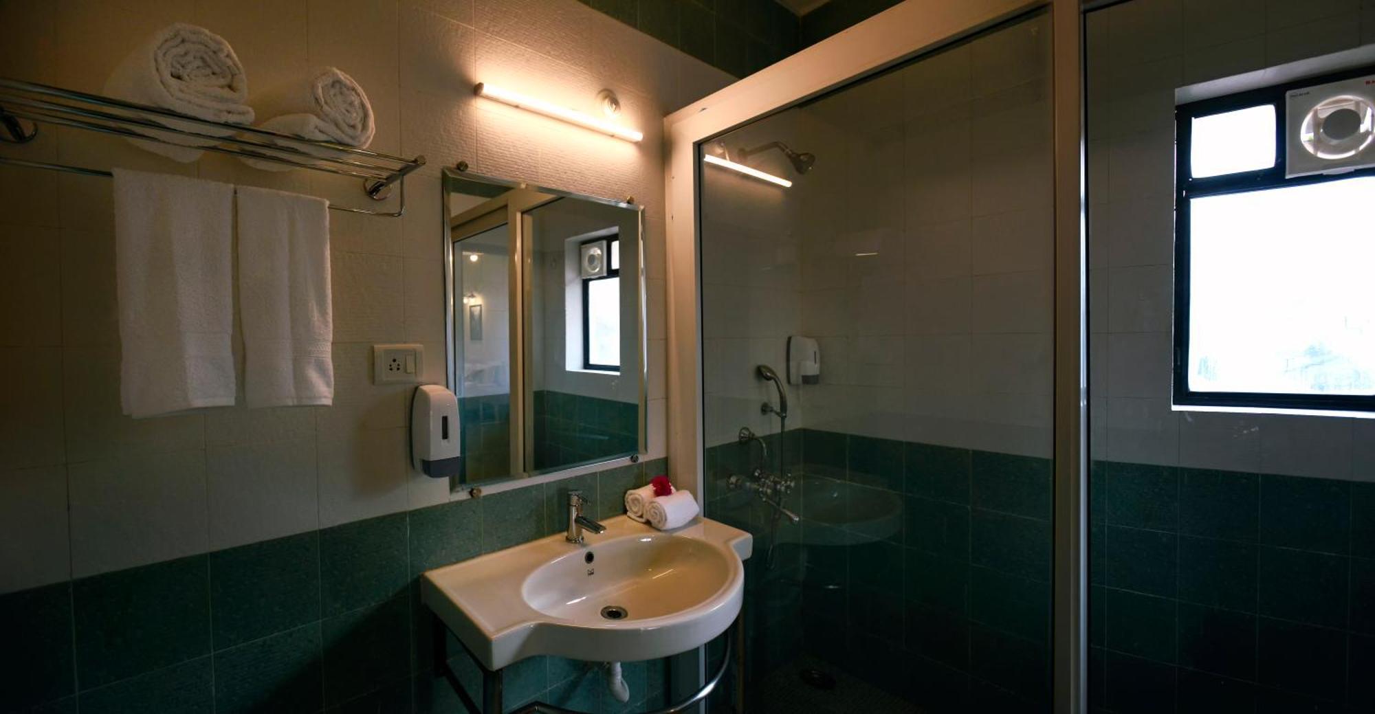 Treehouse Blue Hotel & Villas Colva Bagian luar foto