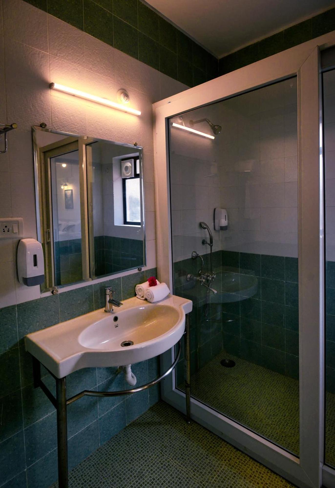 Treehouse Blue Hotel & Villas Colva Bagian luar foto